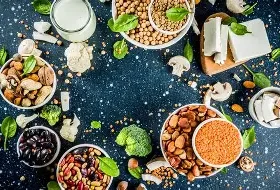 Filosofie Alimentari: Confronto tra Veganesimo, Vegetarianismo e Onnivorismo