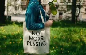 La Riduzione dell'Uso di Plastica nell'Industria Alimentare