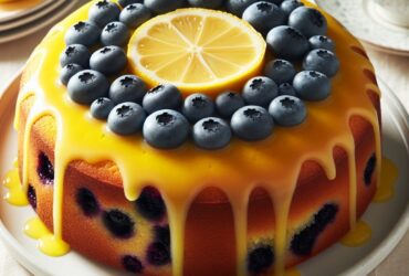 torta senza glutine al limone e mirtilli per un dessert fresco e fruttato
