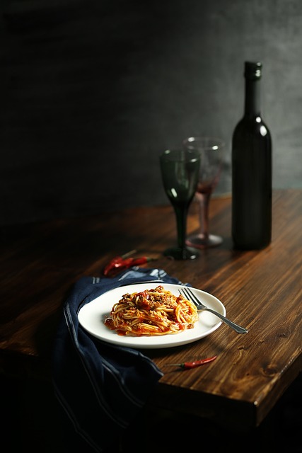 Come scegliere il vino per un pranzo estivo